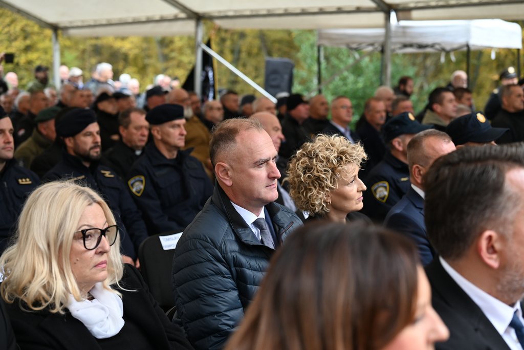 komemoracija_trokut0018
