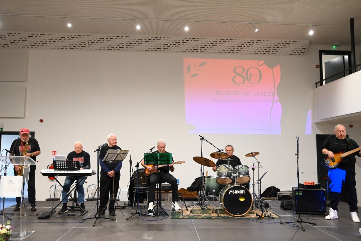 DSC_6939_Medium