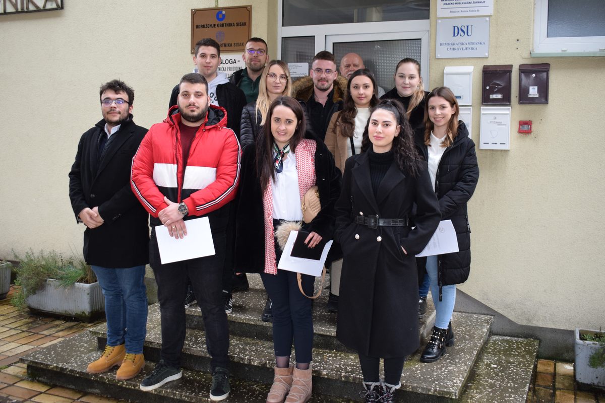 Na konstituirajućoj sjednici Savjeta mladih Sisačko-moslavačke županije, koja je održana u petak, 20. siječnja 2023. godine, za novu predsjednicu izabrana je Tea Krakar, a za zamjenika Marin Barić.