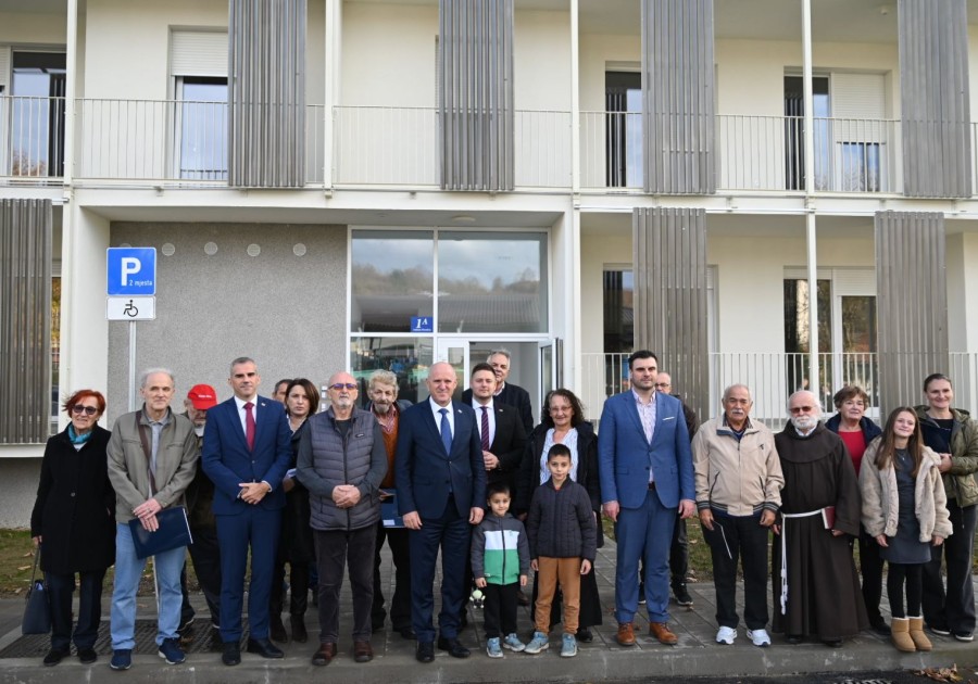 NOVA ZGRADA I U HRVATSKOJ KOSTAJNICI – POVIJESNA STANOGRADNJA U SISAČKO-MOSLAVAČKOJ ŽUPANIJI 