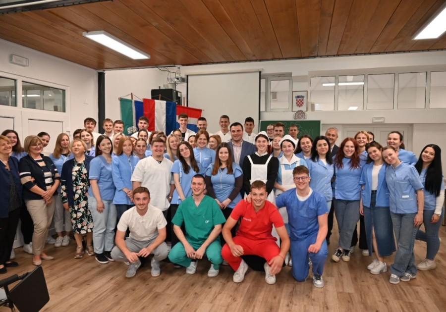 NOVA ULAGANJA U SREDNJU ŠKOLU VIKTOROVAC