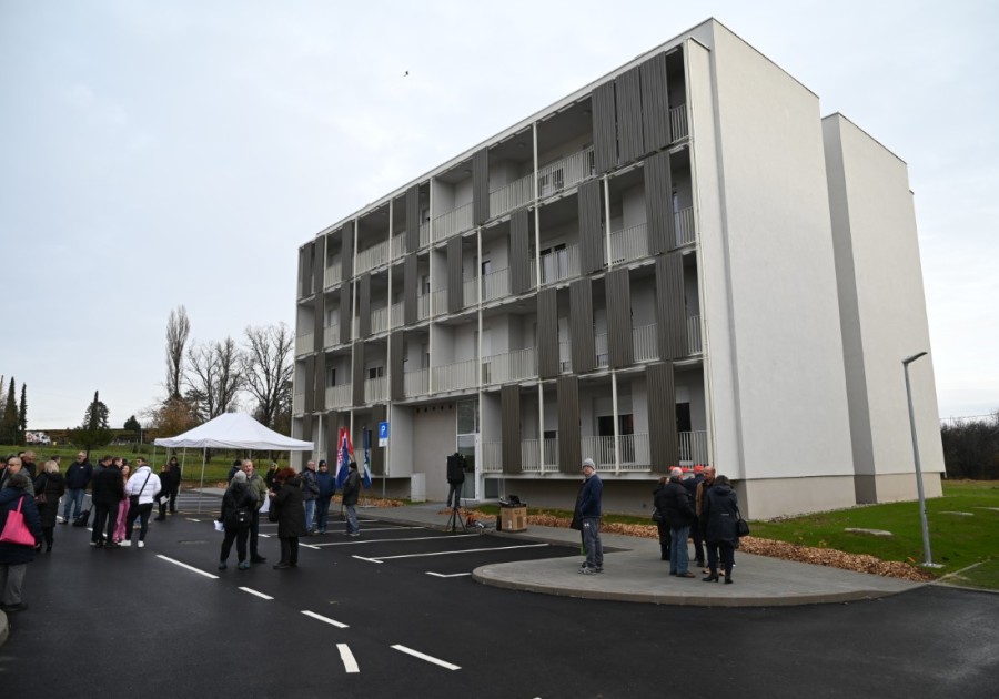 USELJENE JOŠ DVIJE NOVE VIŠESTAMBENE ZGRADE U SISKU