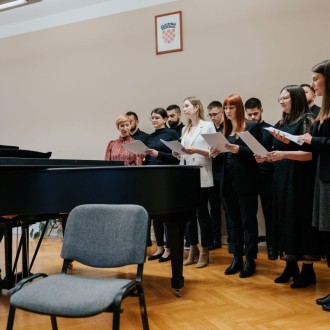 TRI DESETLJEĆA GLAZBENE ŠKOLE NOVSKA