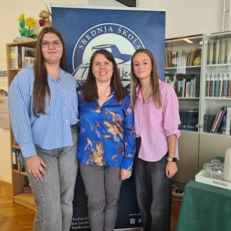 NEKADAŠNJI UČENICI GOSTI U BIVŠIM ŠKOLAMA