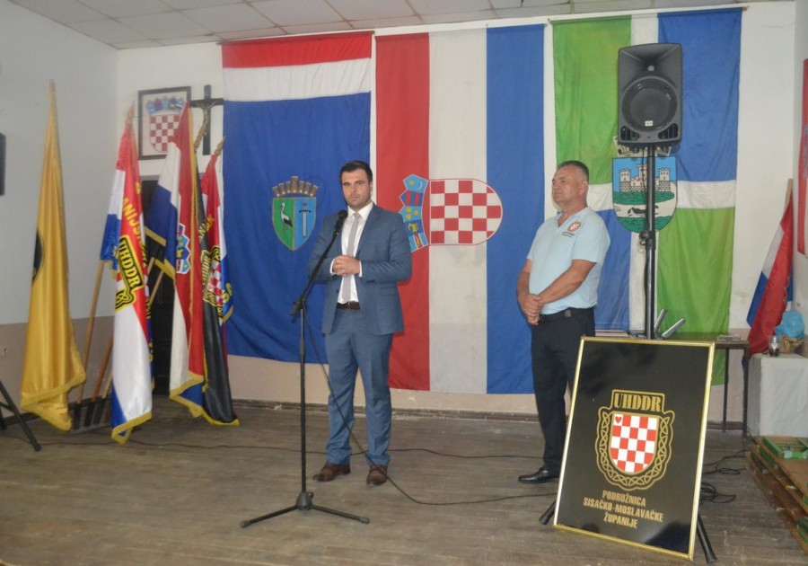 Obilježena 31. obljetnica izlaska prvih hrvatskih dragovoljaca na prvu crtu obrane Siska i Banovine na bojišnicu u Komarevo