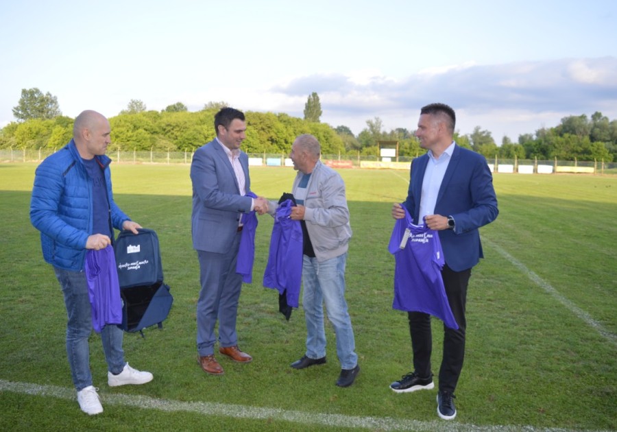 SPORTSKA OPREMA I ZA MLADE SPORTAŠE TOPOLOVCA NK TŠK 1932