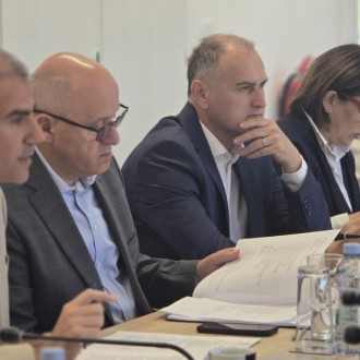 MINISTAR BAČIĆ U POSJETI GRADU GLINI