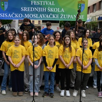 ODRŽAN 3. FESTIVAL SREDNJIH ŠKOLA SISAČKO-MOSLAVAČKE ŽUPANIJE