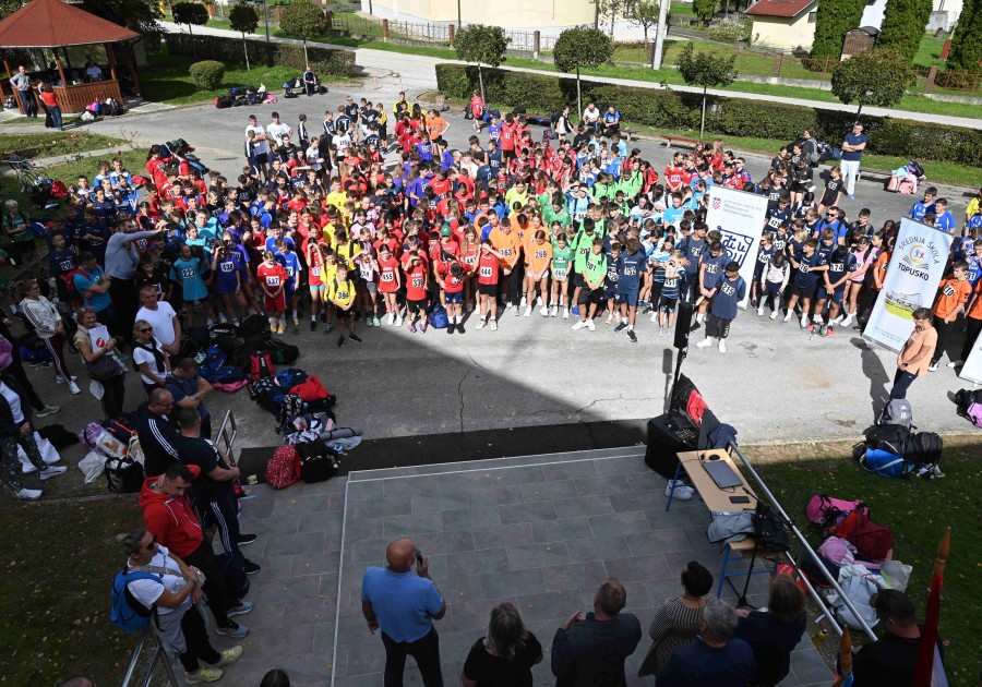 Kros u Topuskom, prvo natjecanje Školskog sportskog saveza u ovoj školskoj godini