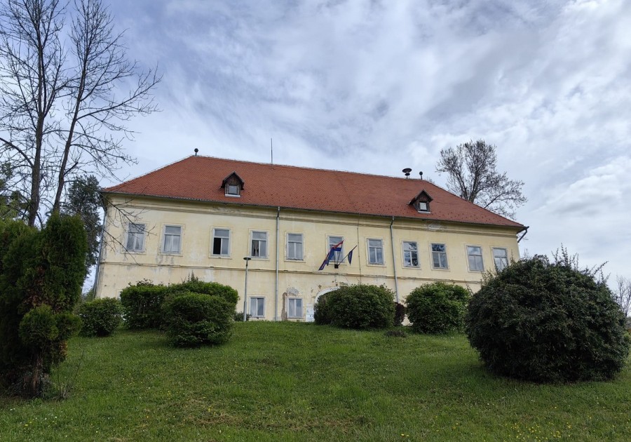 ŽUPANIJA ĆE ENERGETSKI UREDITI JOŠ JEDNU ZGRADU U POPOVAČI